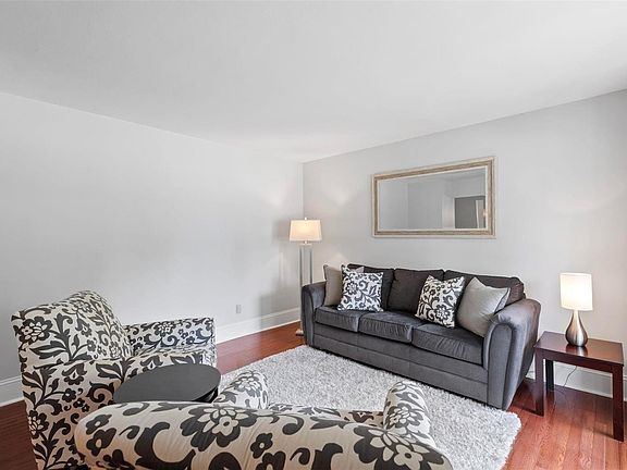 4th image of 14602 Gravelle Ln