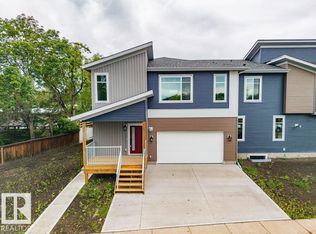 6204 150th Ave NW, Edmonton, AB T5A1W8