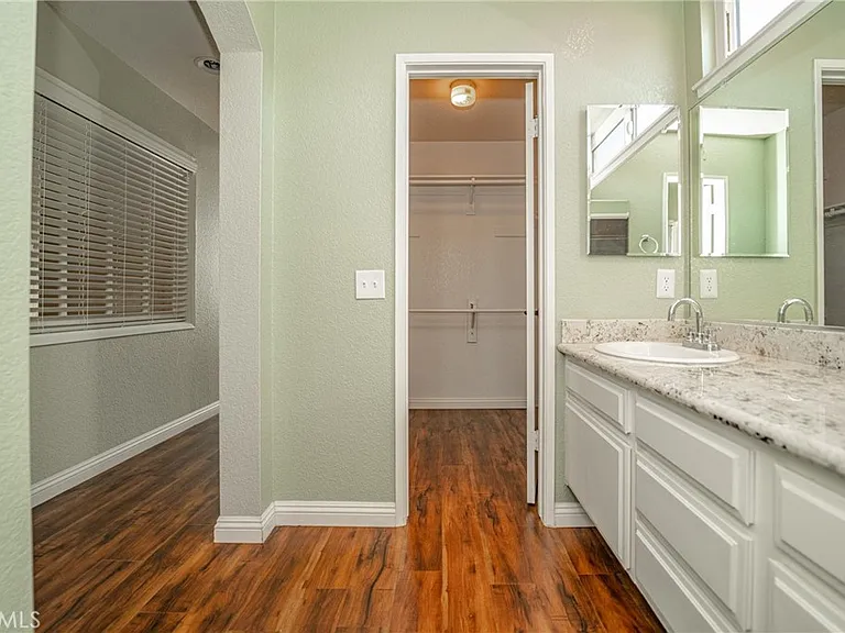 11123 Woodview Dr — Photo 27