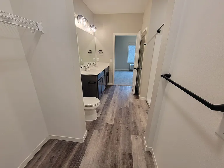 Northern Lights Apartments — Photo 43