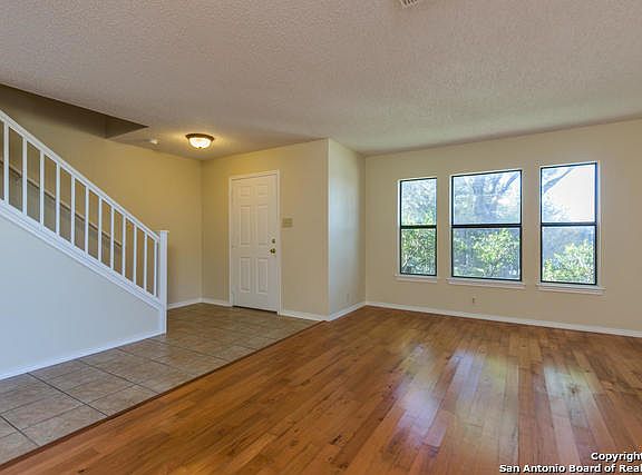 4th image of 10954 Hamlen Park Dr S