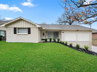 1807 Shadow Bend Dr, Houston, TX 77043