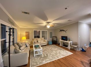 325 Lakeview Dr, Slidell, LA 70458