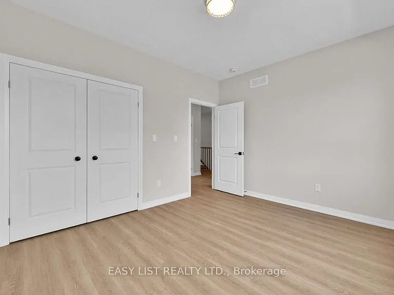 115 Ivy Cres — Photo 20
