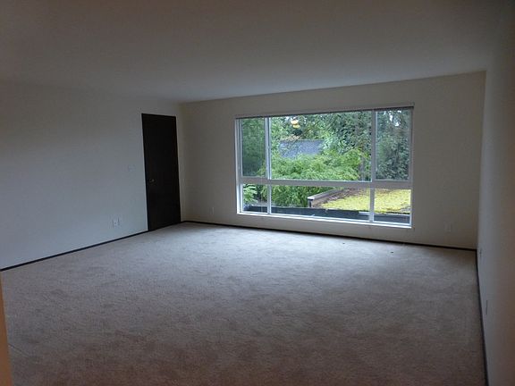 5th image of 6225 Lake Washington Blvd NE APT 110