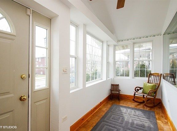 2nd image of 4422 N McVicker Ave