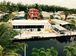 211 W 2nd Ct, Key Largo, FL 33037