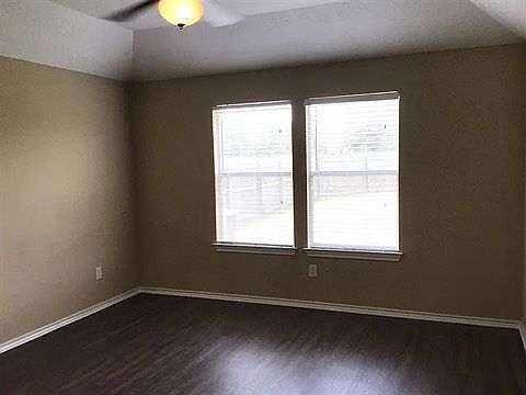 5th image of 9503 Chapelstone Ct