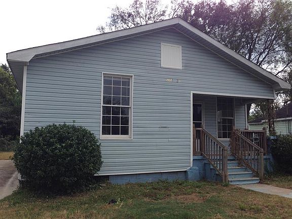3rd image of 2821 25th St