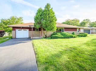 17538 Woodbrook Ln, Lockport, IL 60441