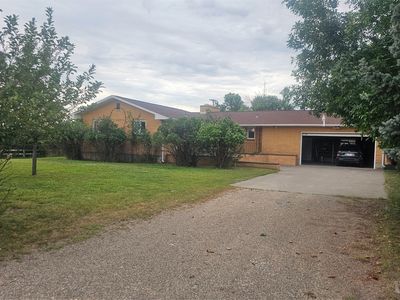 1470 Country Home Ln, Great Falls, MT, 59405