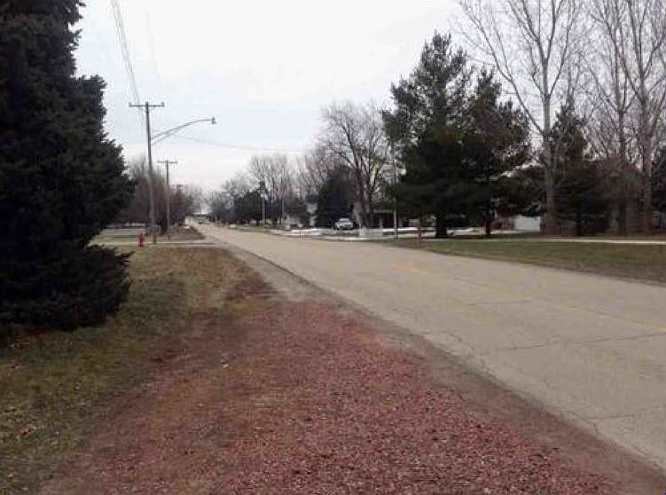 2nd image of 189 Chicago Rd