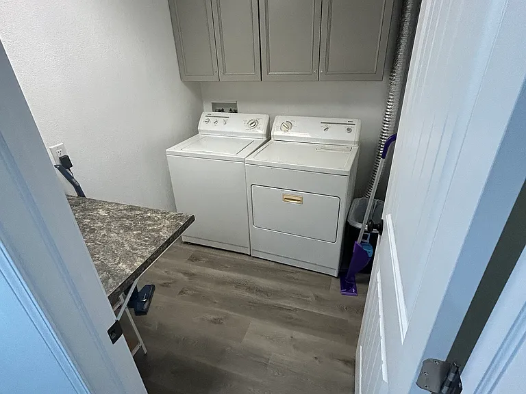 20 Britten Cir — Photo 5