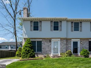 202 Morningstar Ct, Hanover, PA 17331