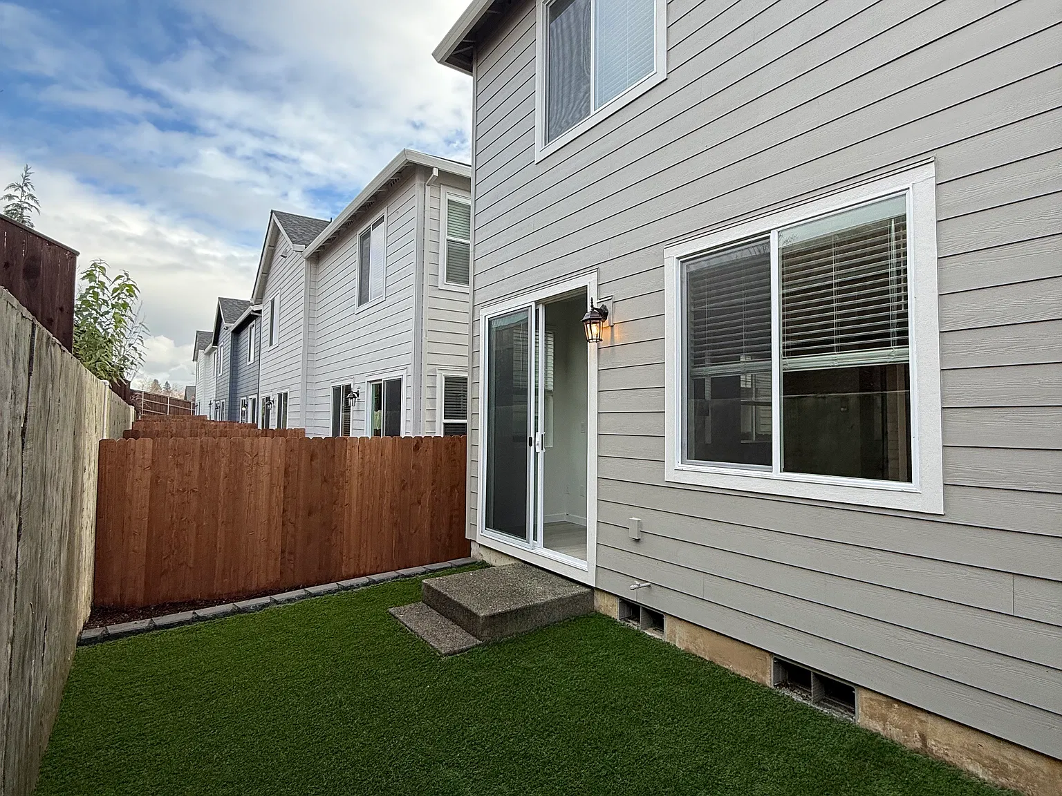3 bed, 2.5 bath, 1760 sqft, $2,720 — Photo 4
