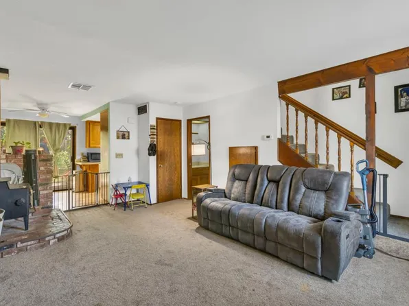 4291 Patterson Dr APT 6, Diamond Springs, CA 95619