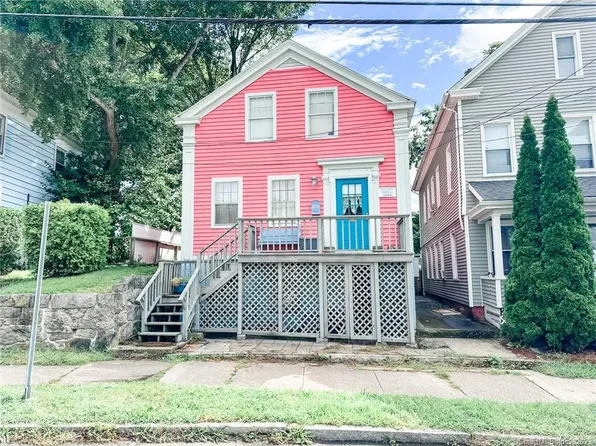 33 Williams Street, New London, CT 06320