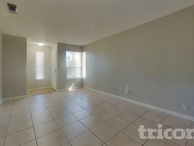 6644 Hometown Way — Photo 9