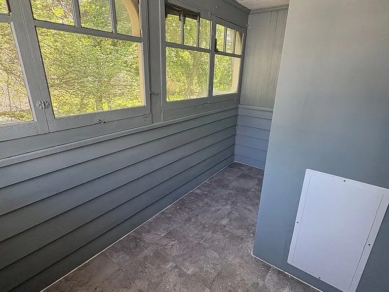 45 Clay Ave — Photo 26