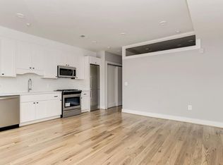 911 Evarts St NE APT 2, Washington, DC 20018