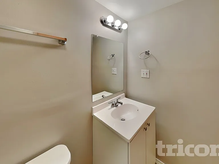 2302 Timber Trl — Photo 10