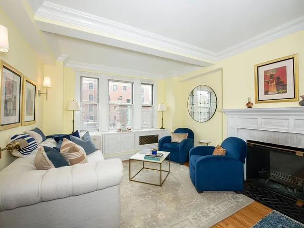 315 E 68th St Unit 12N, Manhattan, NY 10021