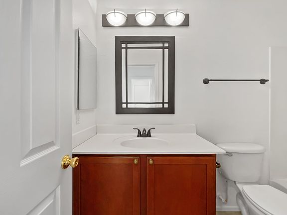 5th image of 2674 E Desert Wind Dr