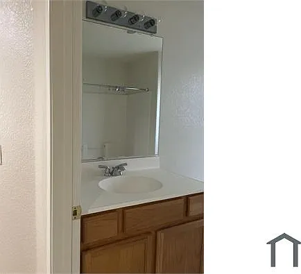 43650 Castle Cir — Photo 35
