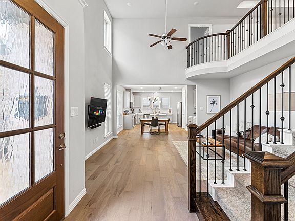 5th image of 3904 Gildas Ln