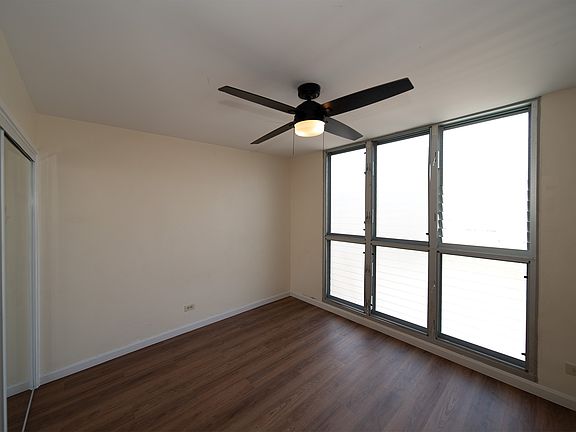 5th image of 2440 Date St APT 1104