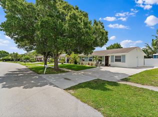 1008 Mohawk St, Jupiter, FL 33458
