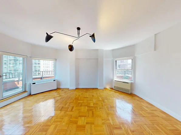 250 East 73rd Street image 1 of 20