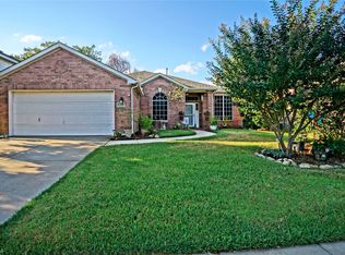 5529 Haun Dr, Fort Worth, TX 76137