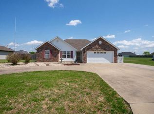 603 Rose Ln, Carl Junction, MO 64834