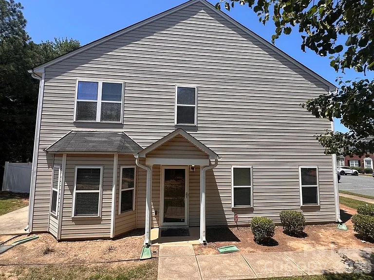 9505 Drains Bay Ct — Photo 26