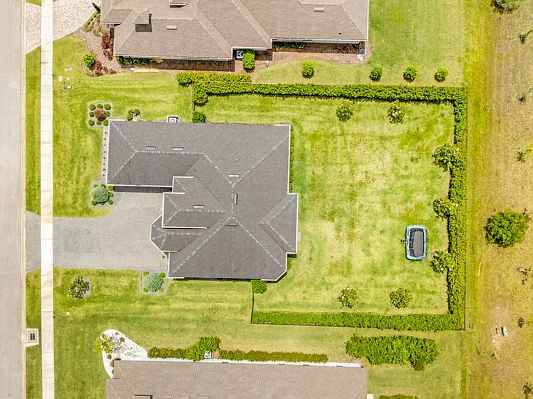 2426 Hyatt Creek Ln — Photo 39