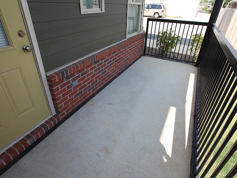 339 N College St #4 — Photo 14