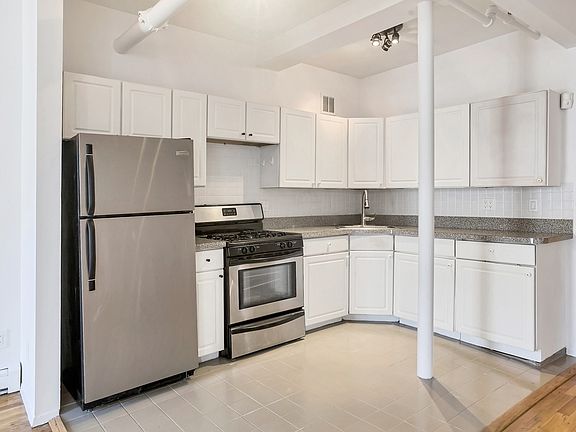 4th image of 122 Duane St APT 5D