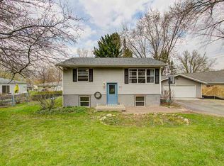 512 Yahara St, Deforest, WI 53532