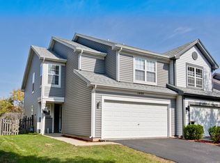 1400 Derby Ln, Mundelein, IL 60060