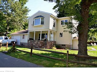 2 Club Ln, Terryville, CT 06786
