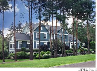 4552 Spruce Ridge Dr, Manlius, NY 13104