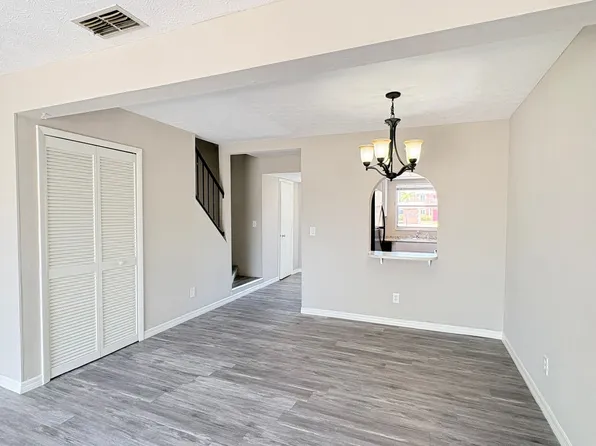 1123 SW 48th Ter APT 104, Cape Coral, FL 33914