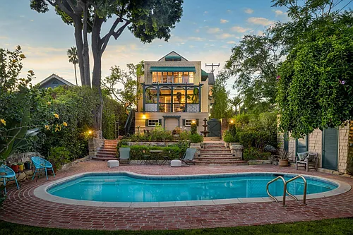 1833 Santa Barbara St Photo 1