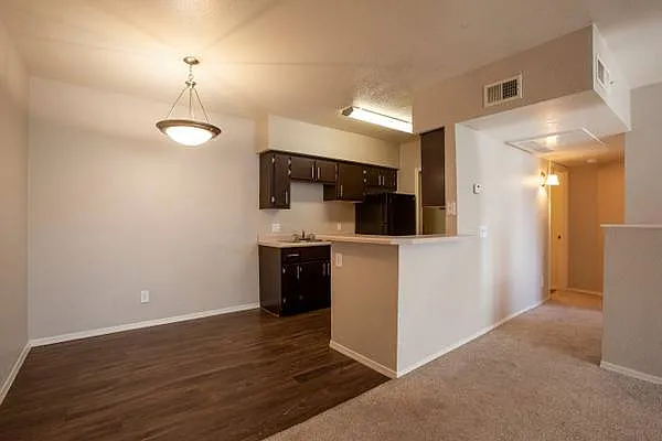 Rock Ridge Apartments — Photo 12