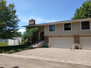 2238 Oregon Ct, Saint Louis Park, MN 55426