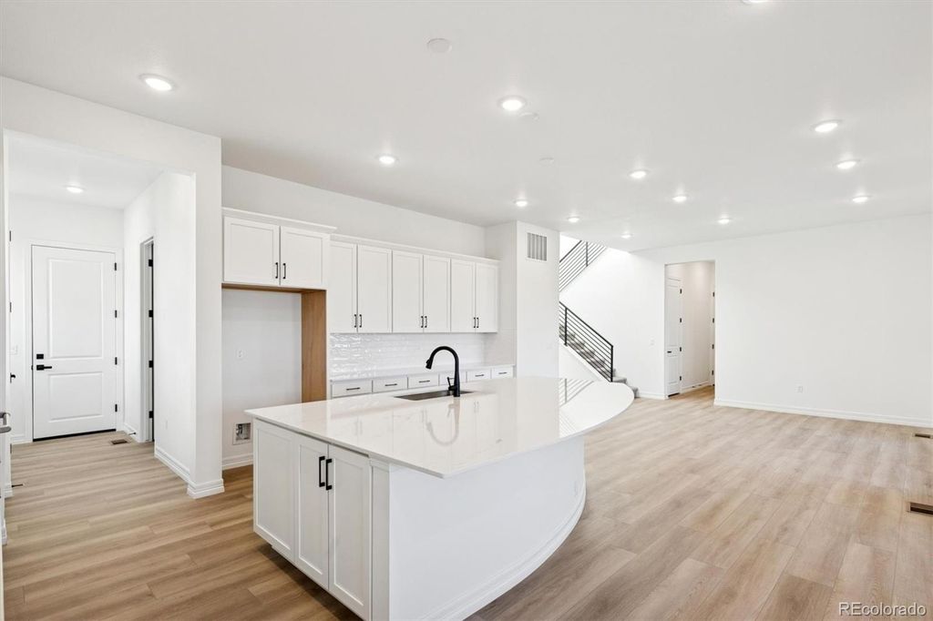 6114 Oban Road