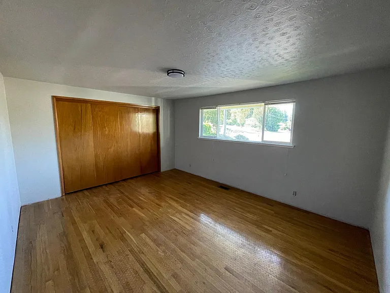 4802 64th St E — Photo 12