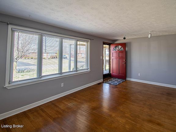 2nd image of 6117 Arlone Ct