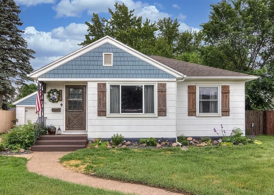 1st image of 109 E Grant Avenue